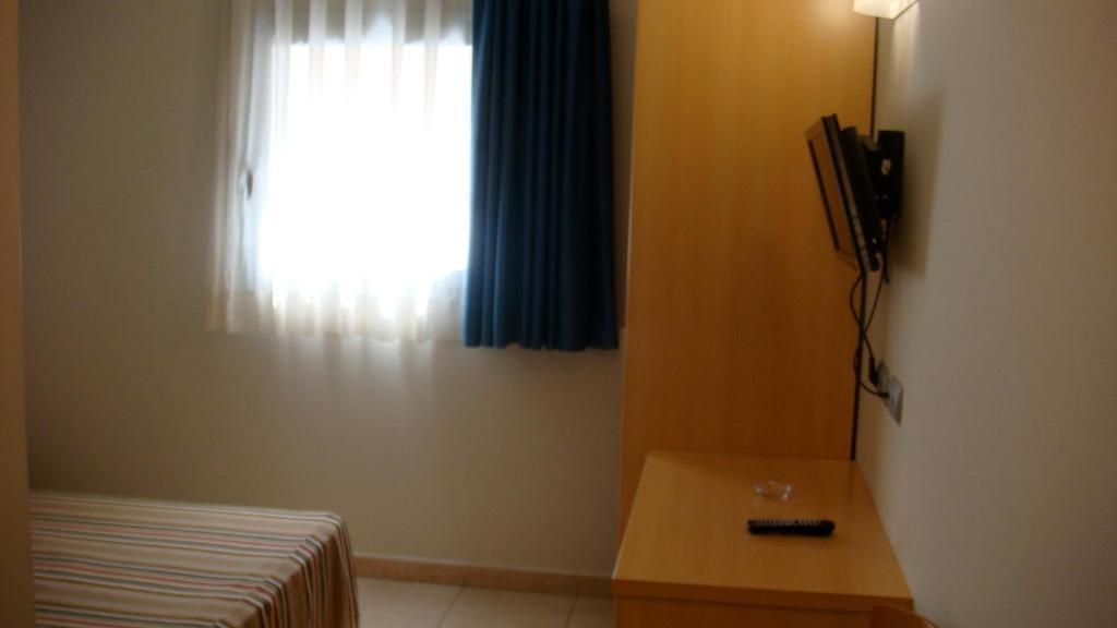 Hotel Blauet By Bossh Hotels El Prat de Llobregat Room photo