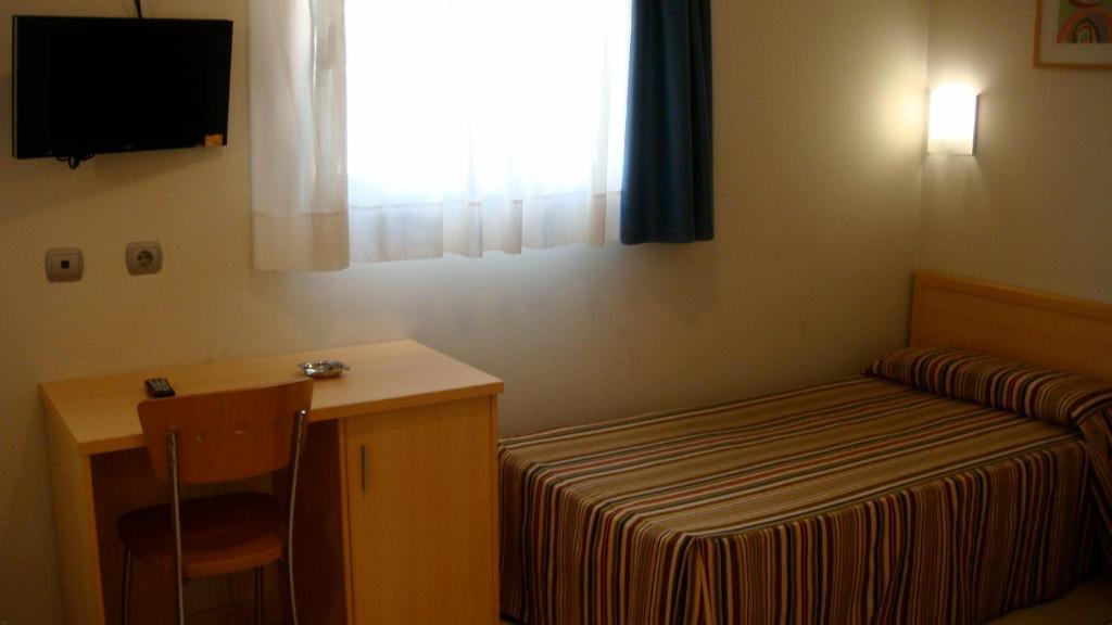 Hotel Blauet By Bossh Hotels El Prat de Llobregat Room photo