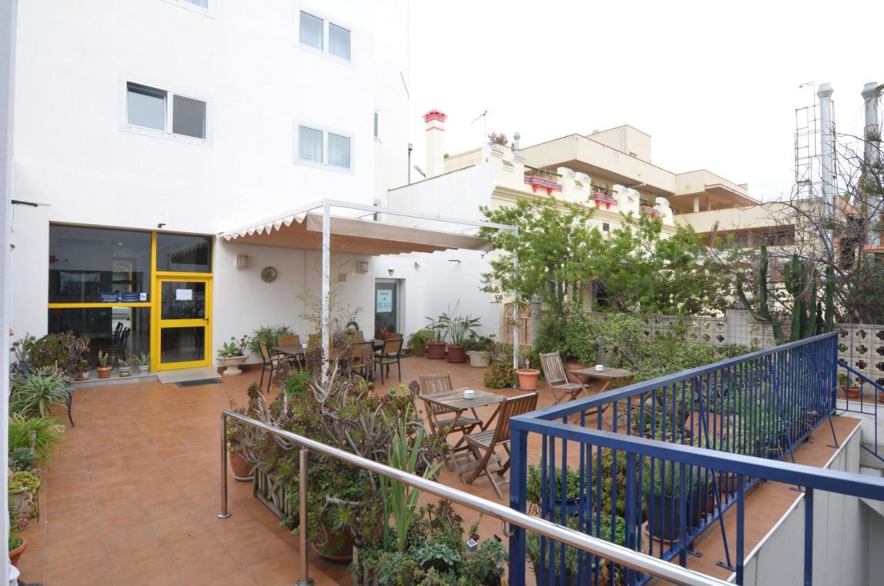 Hotel Blauet By Bossh Hotels El Prat de Llobregat Exterior photo