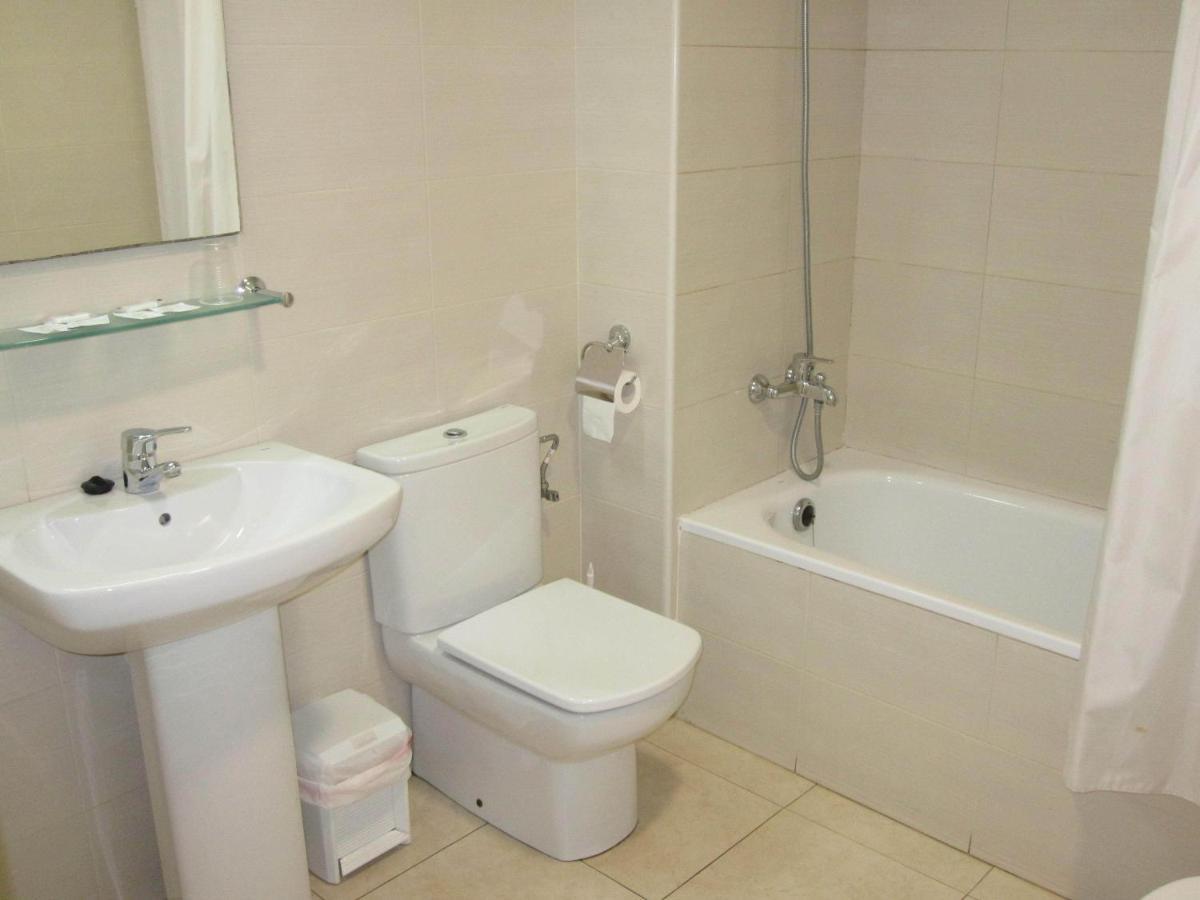 Hotel Blauet By Bossh Hotels El Prat de Llobregat Room photo